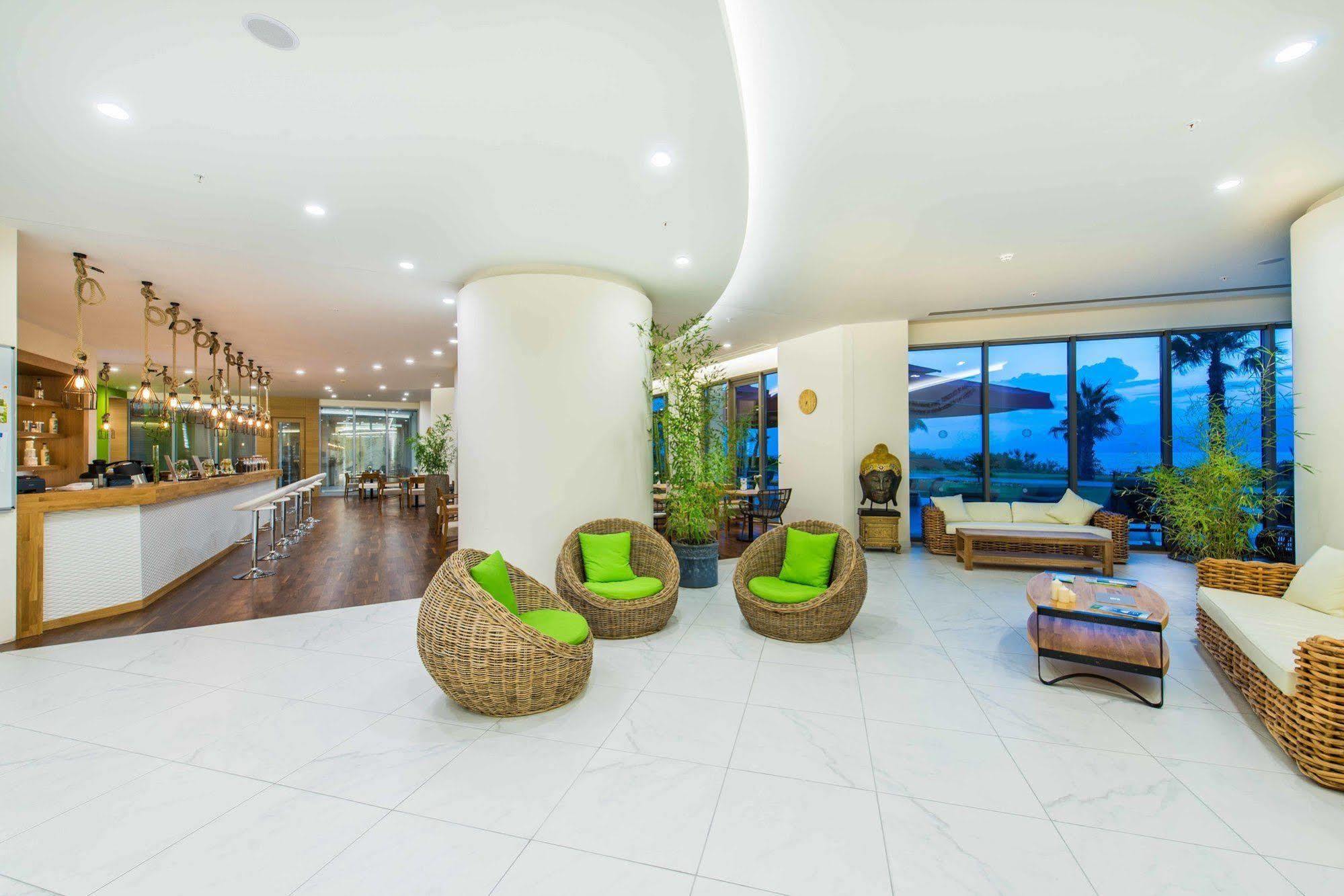 The Lifeco Antalya Well-Being Detox Center And Vegan Hotel エクステリア 写真